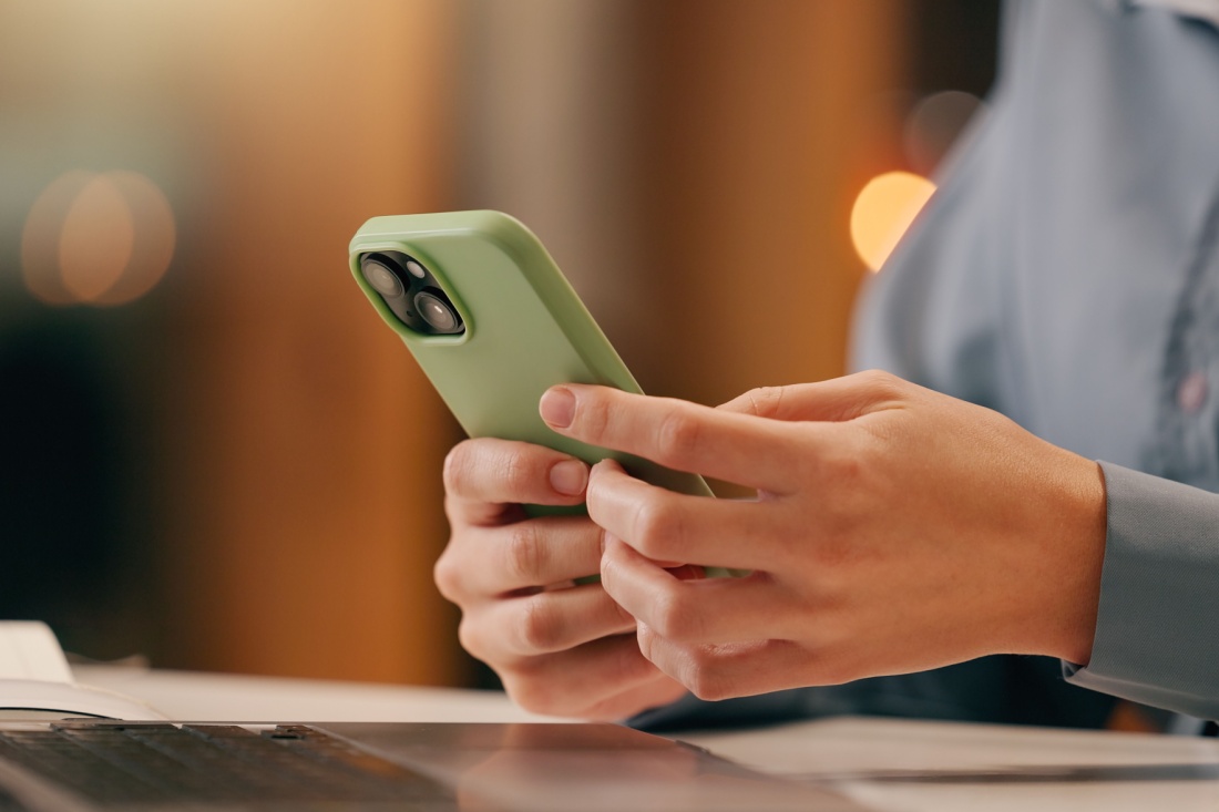 SOnline25_WebEx_Em-Cassel_Smartphone-Tips-to-Take-Back-Your-Time-1