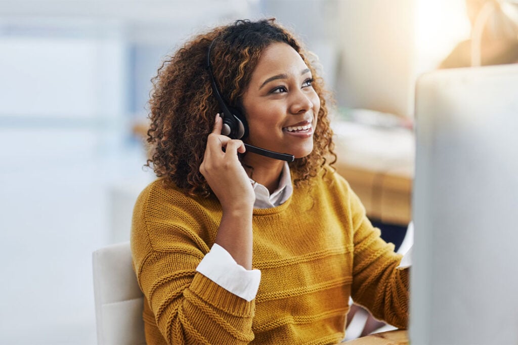 customer-service-strategies-loyalty-1024x682