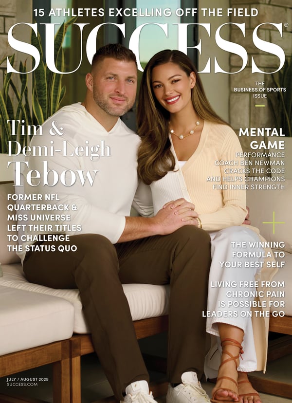 SM25_JULYAUG _ COVER _ TEBOWS_NO_BARCODE_FLAT