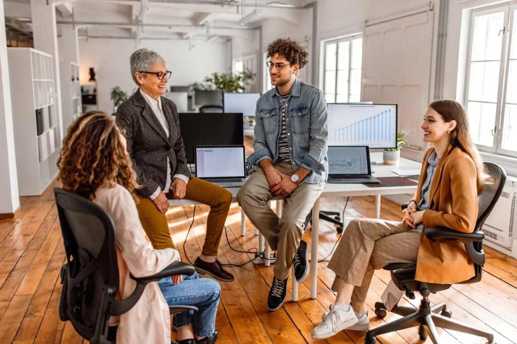 SOnline_Jaclyn-Greenberg_WebEx_working-with-people-across-different-generations-1024x682